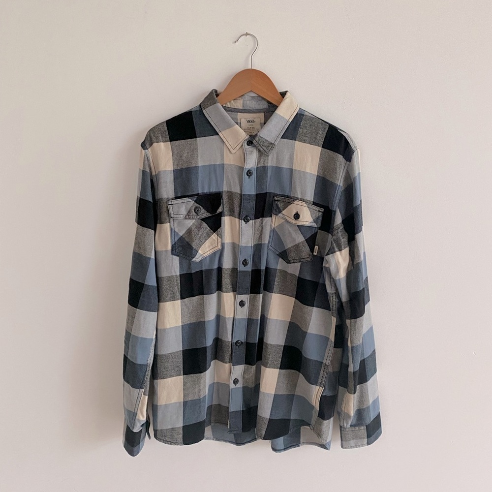 Van’s Men’s button down shirt 100% cotton
